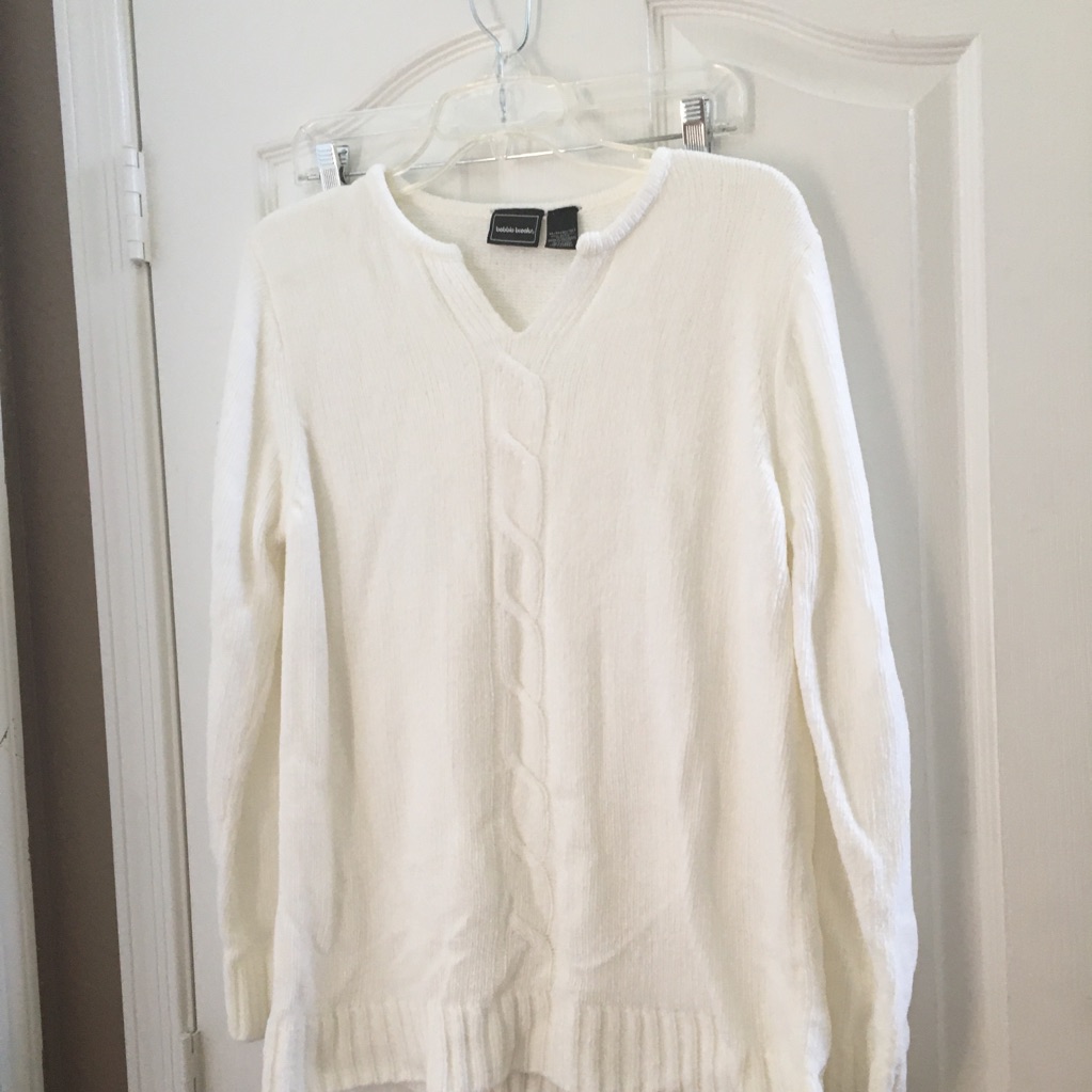 Final Markdown Ladies Bobbie Brooks Sweater Medium